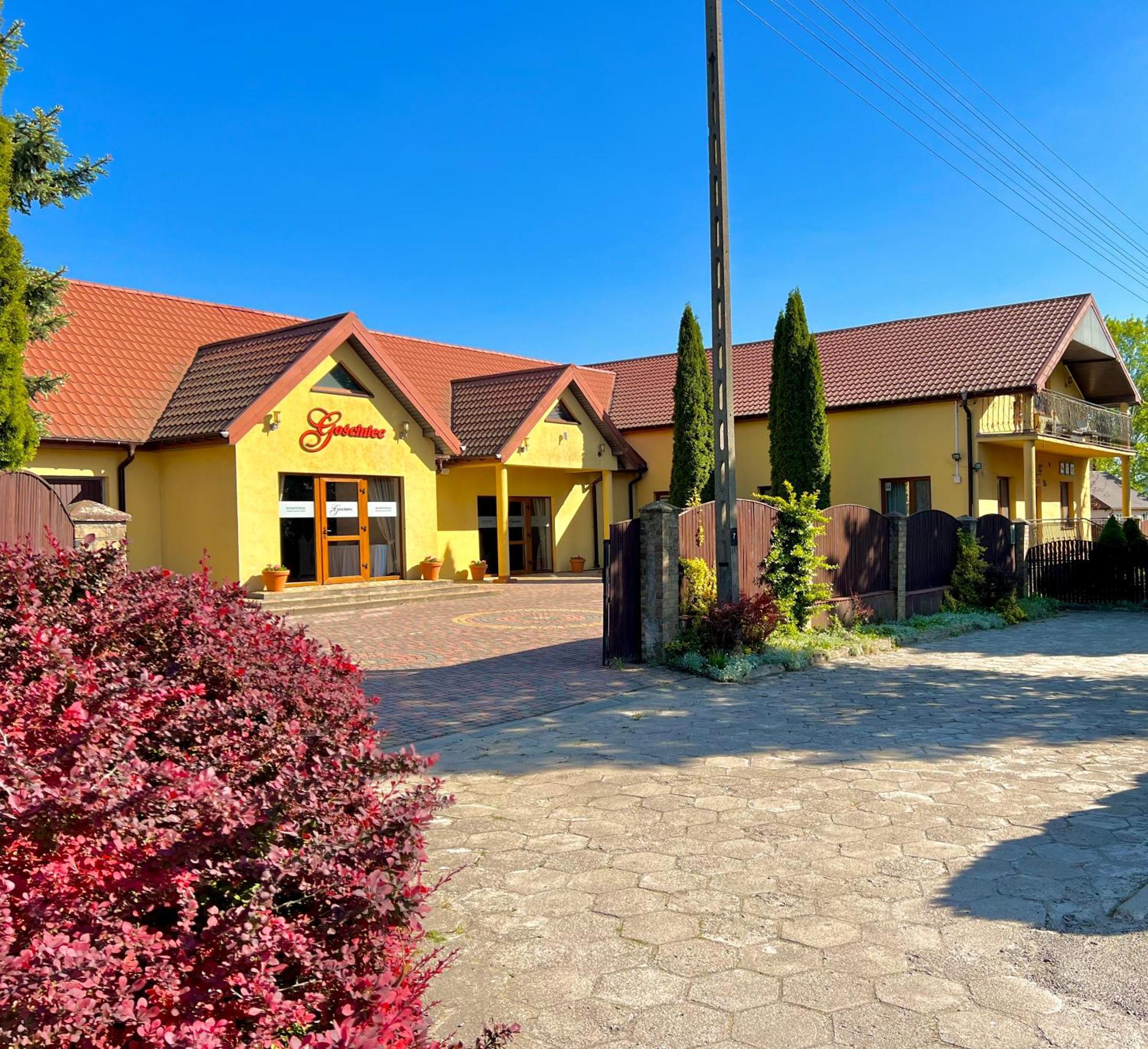 Zajazd Gosciniec Nowosiolki-Kolonia Exterior photo